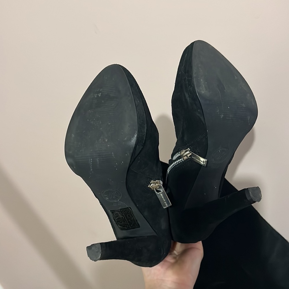 Suede heeled boots - Picture 5 of 6